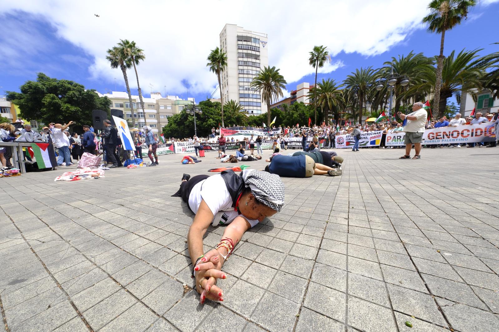 La manifestación a favor de Palestina en Las Palmas de Gran Canaria, en imágenes