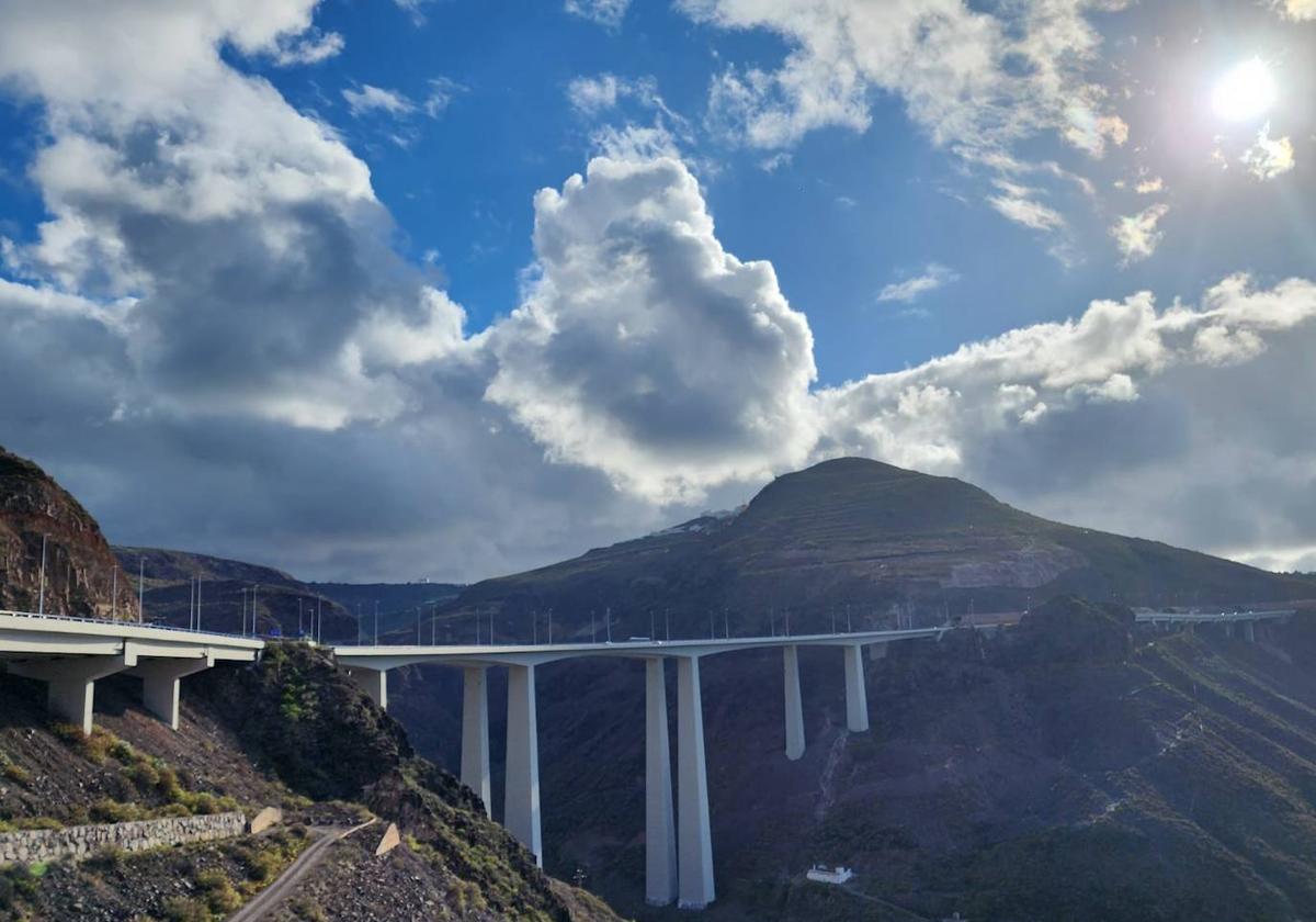 Nubosidad y viento para un martes que no descarta lloviznas