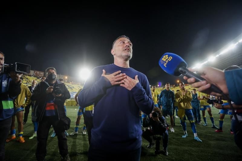 El playoff de ascenso a Primera de la temporada 2022-23 no tuvo final feliz (eliminatoria perdida ante el Tenerife) pero creó un vinculo muy especial con la afición.