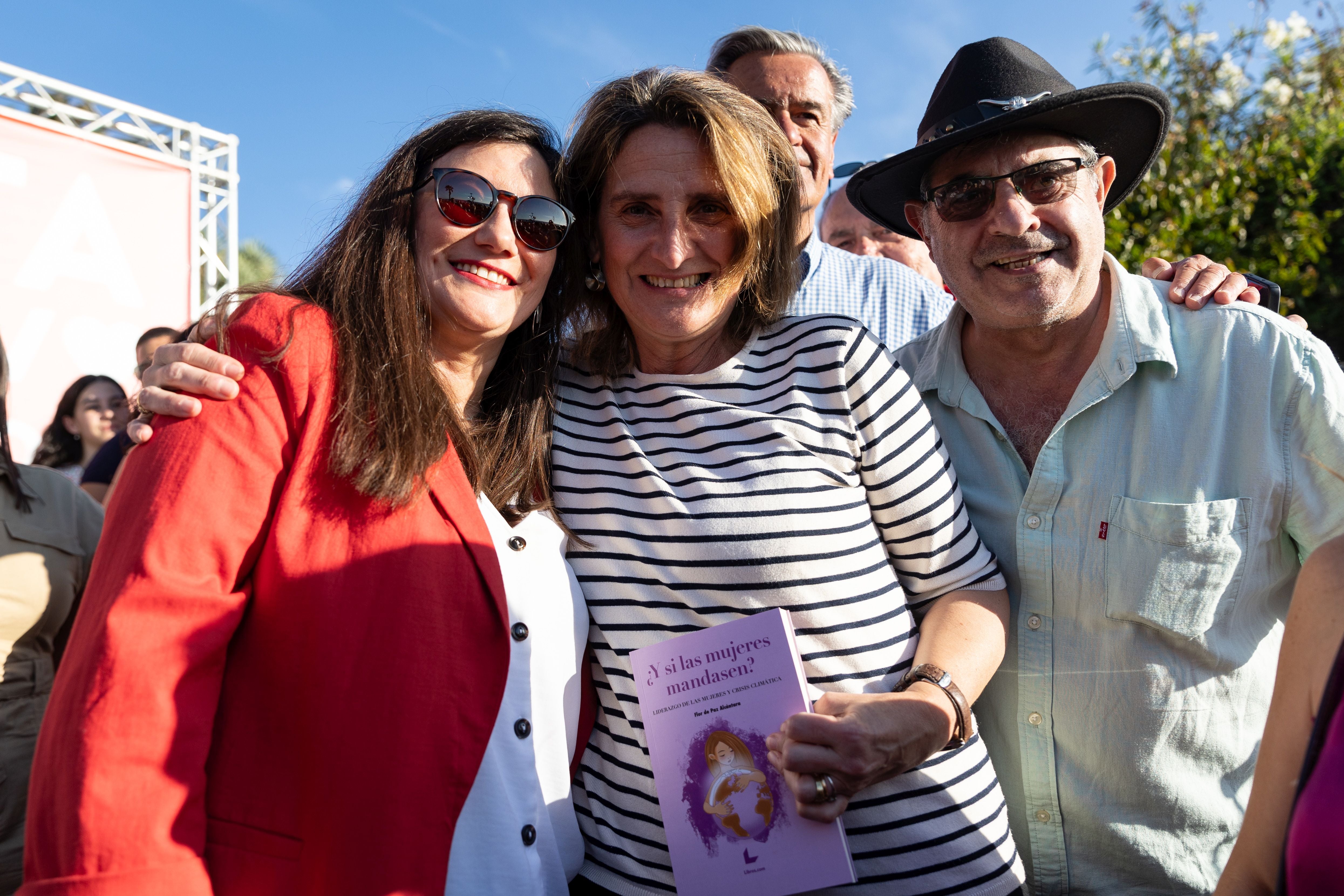Teresa Ribera participa en un acto de campaña en Tenerife