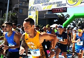Salida de los seis kilómetros en Maspalomas.