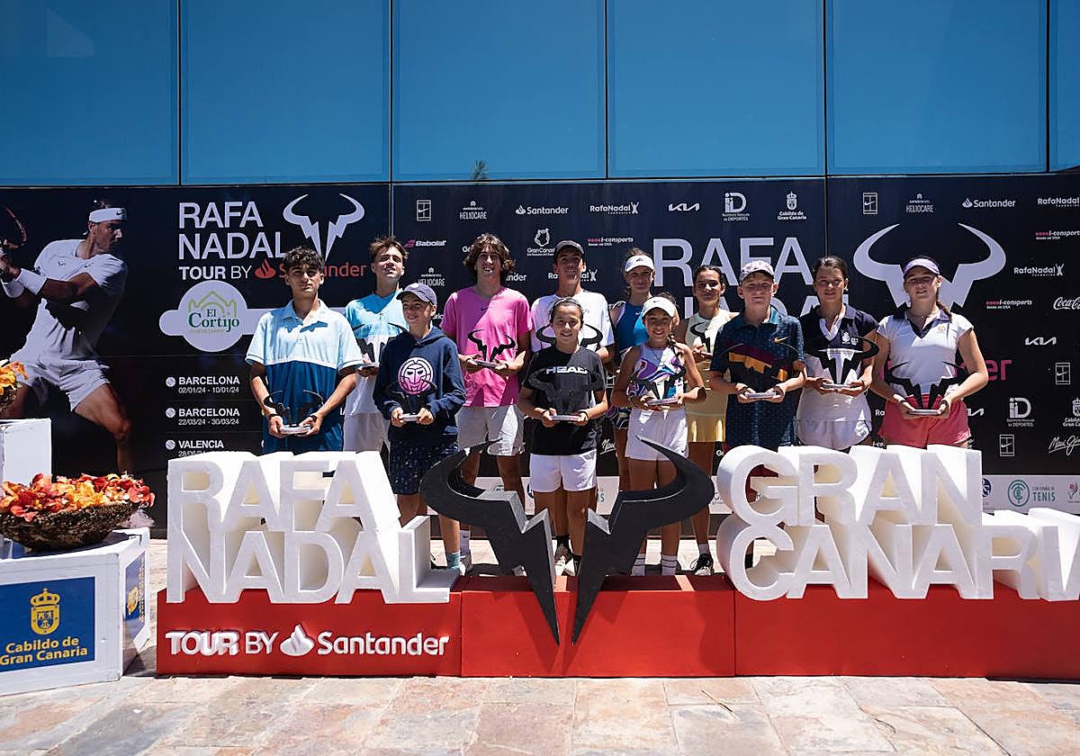 Fotos de los ganadores y los finalistas.