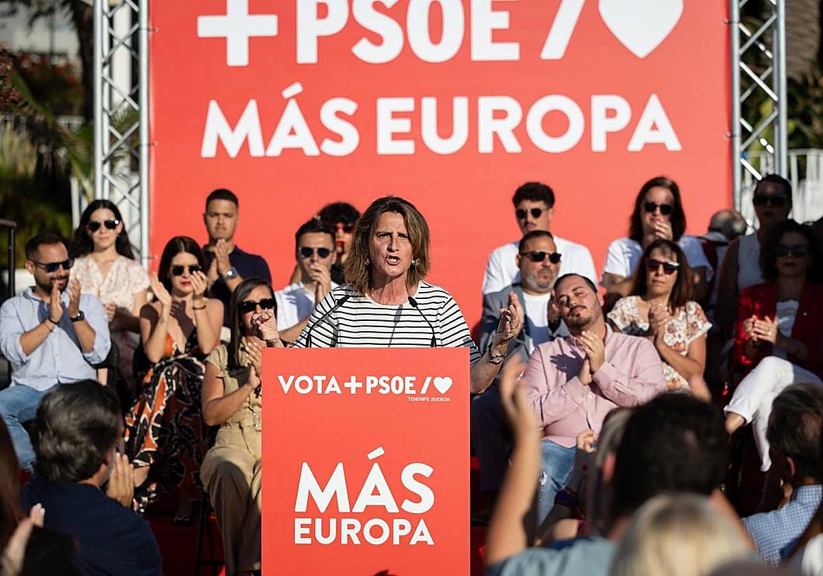 Teresa Ribera durante el acto de campaña en Tenerife.