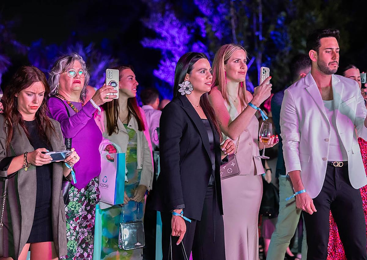 Imagen secundaria 1 - IQOS celebra en Tenerife su segundo IQOS MOMENTS: una fiesta única y exclusiva