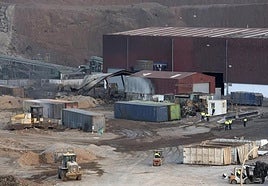 Las imágenes del incendio en el vertedero de Zonzamas