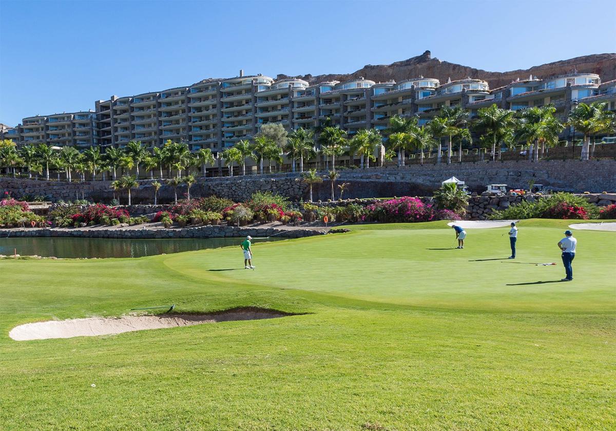 Panorámica del campo Anfi Tauro Golf, una instalación privilegiada.