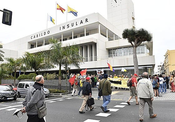 La política sociosanitaria obsoleta del Cabildo