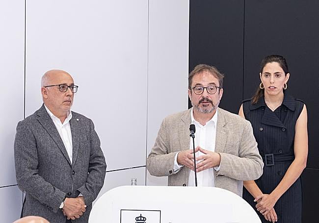 Raúl García en la presentación del borrador de la Agenda de Transición Energética.