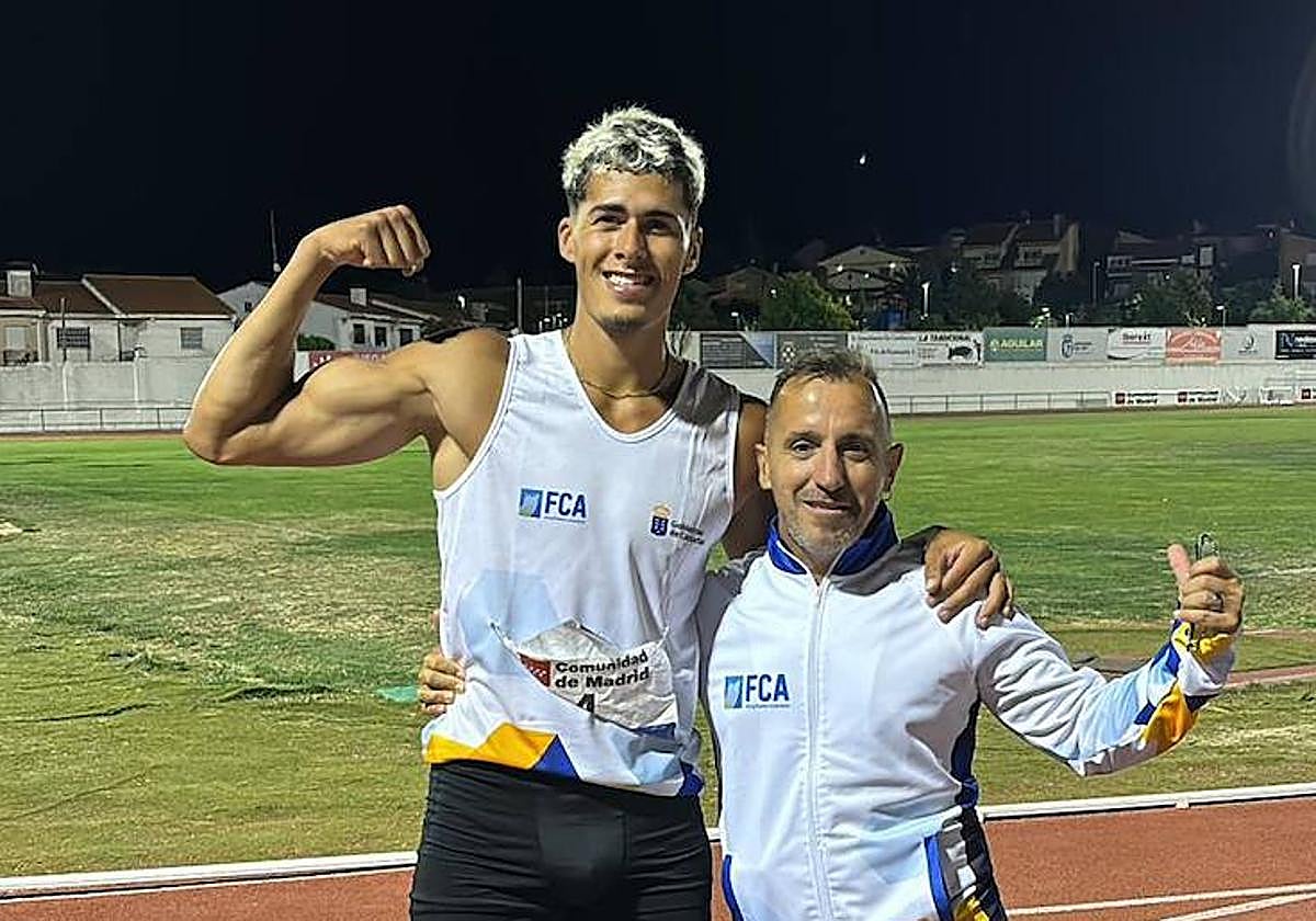 Ricardo Darias, en la izquierda de la imagen, tras su participación en Madrid.