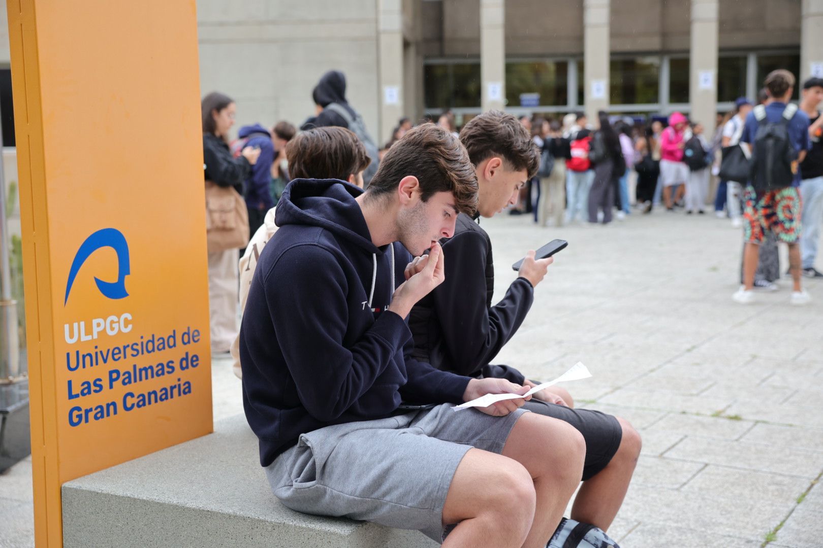 El inicio de las pruebas de la selectividad en Canarias, en imágenes