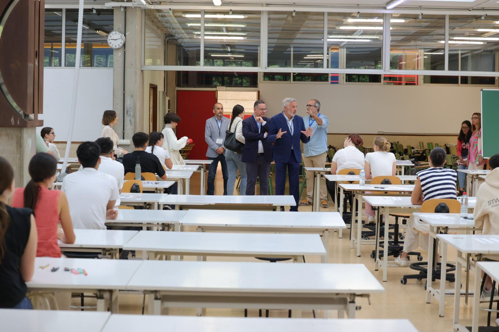 El inicio de las pruebas de la selectividad en Canarias, en imágenes