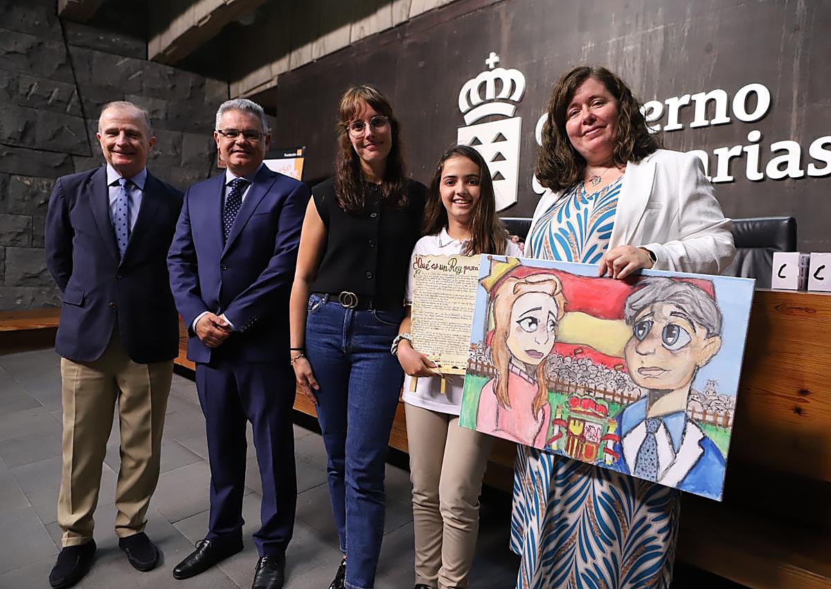 Imagen secundaria 1 - La alumna Paola María Gatto representará a Canarias en el 43º concurso ¿Qué es un rey para ti?