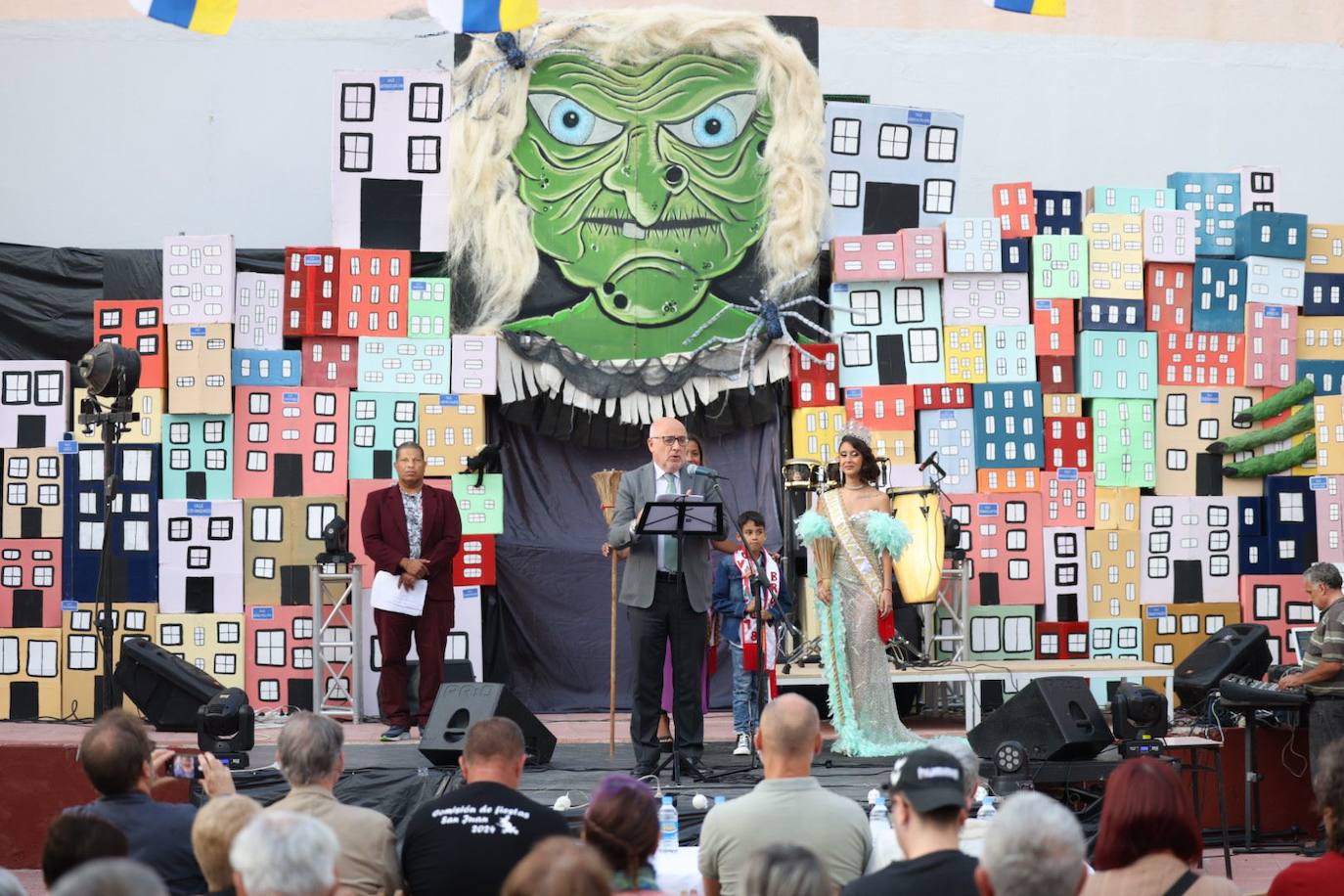 Pregón de Antonio Morales en el barrio de San Juan