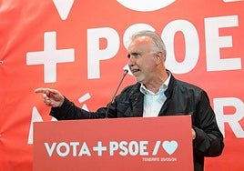 El ministro de Memoria Democrática, Ángel Víctor Torres.