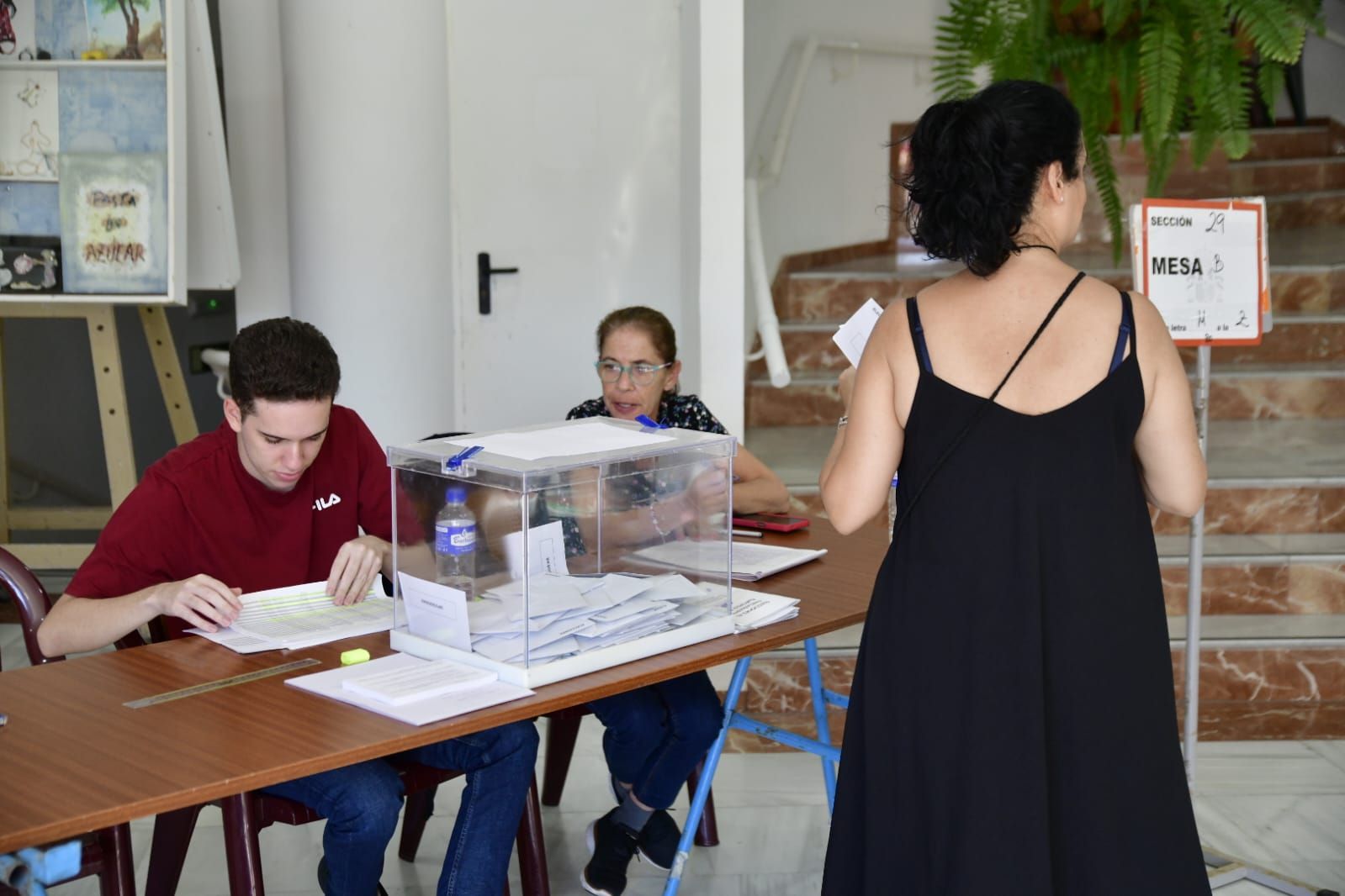 Canarias decide en las urnas su futuro en Europa