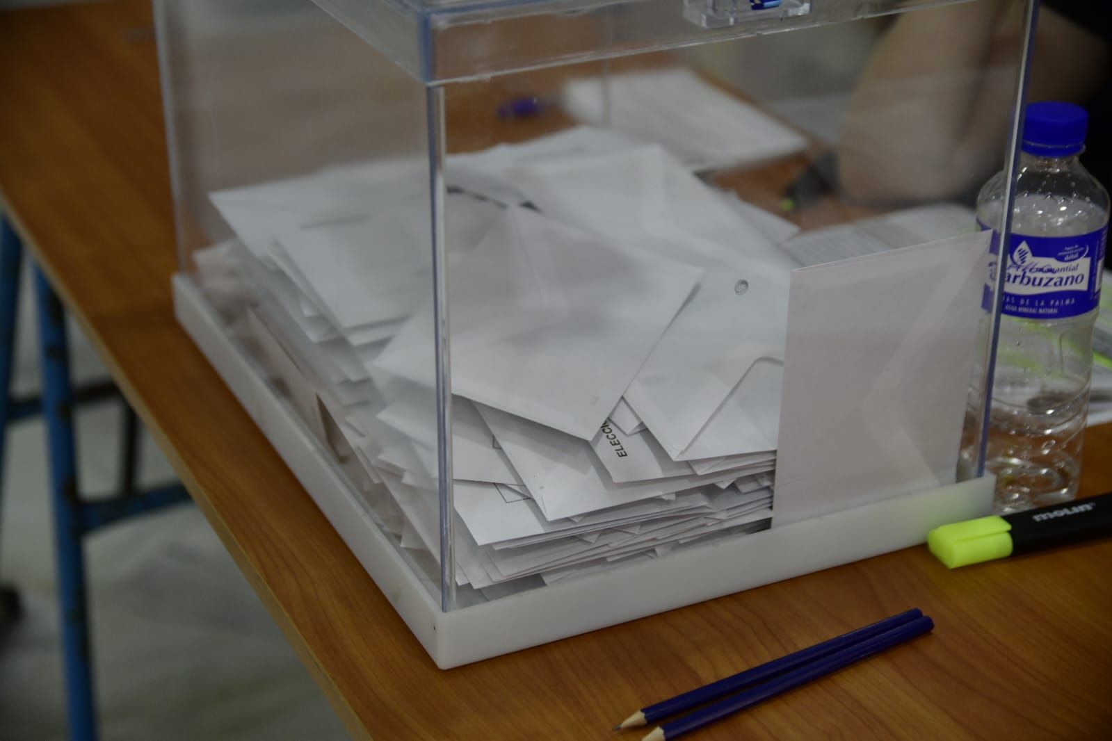 Canarias decide en las urnas su futuro en Europa