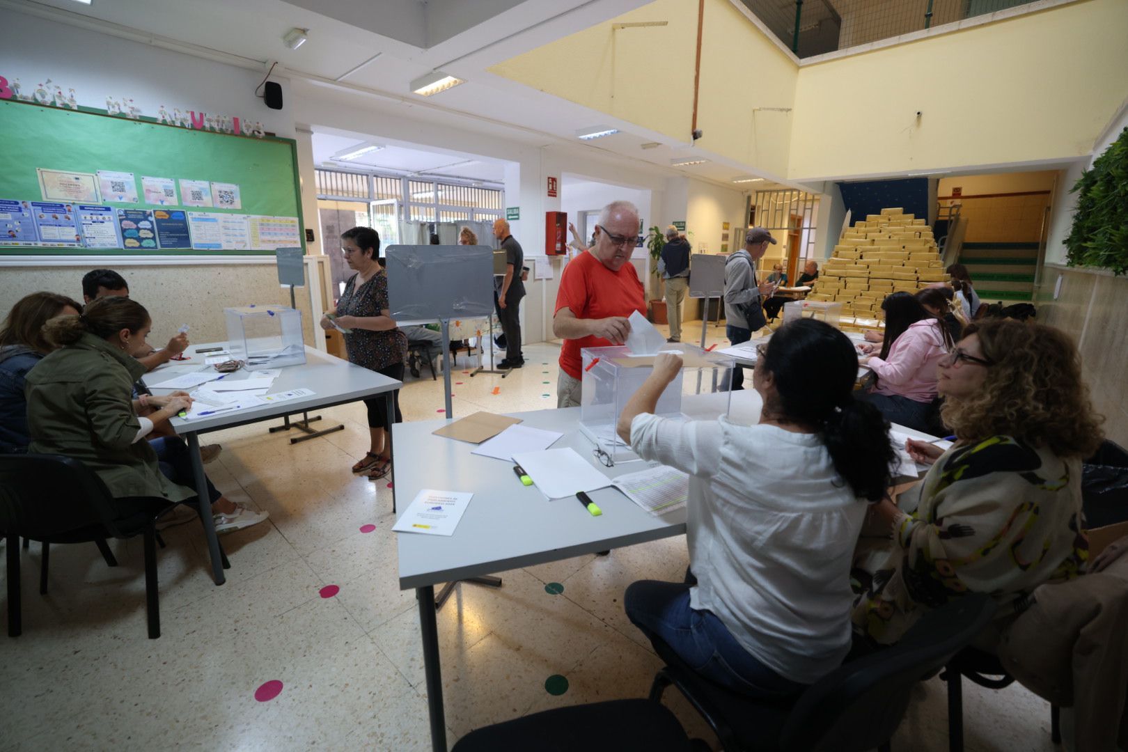 Canarias decide en las urnas su futuro en Europa