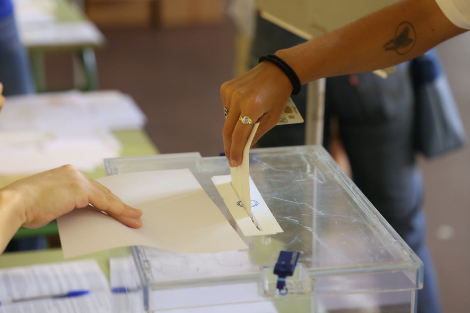 Canarias decide en las urnas su futuro en Europa