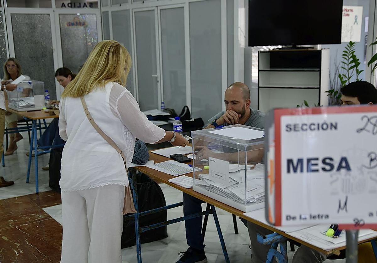 Imagen de una mesa electoral en Gran Canaria.
