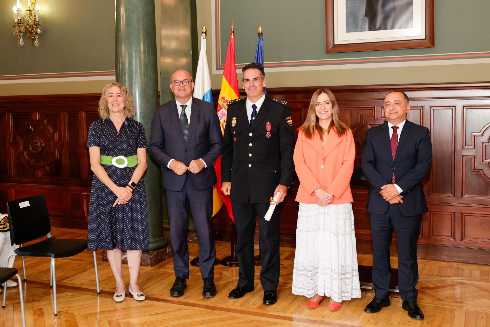 La entrega de medallas al mérito a Protección Civil, en imágenes