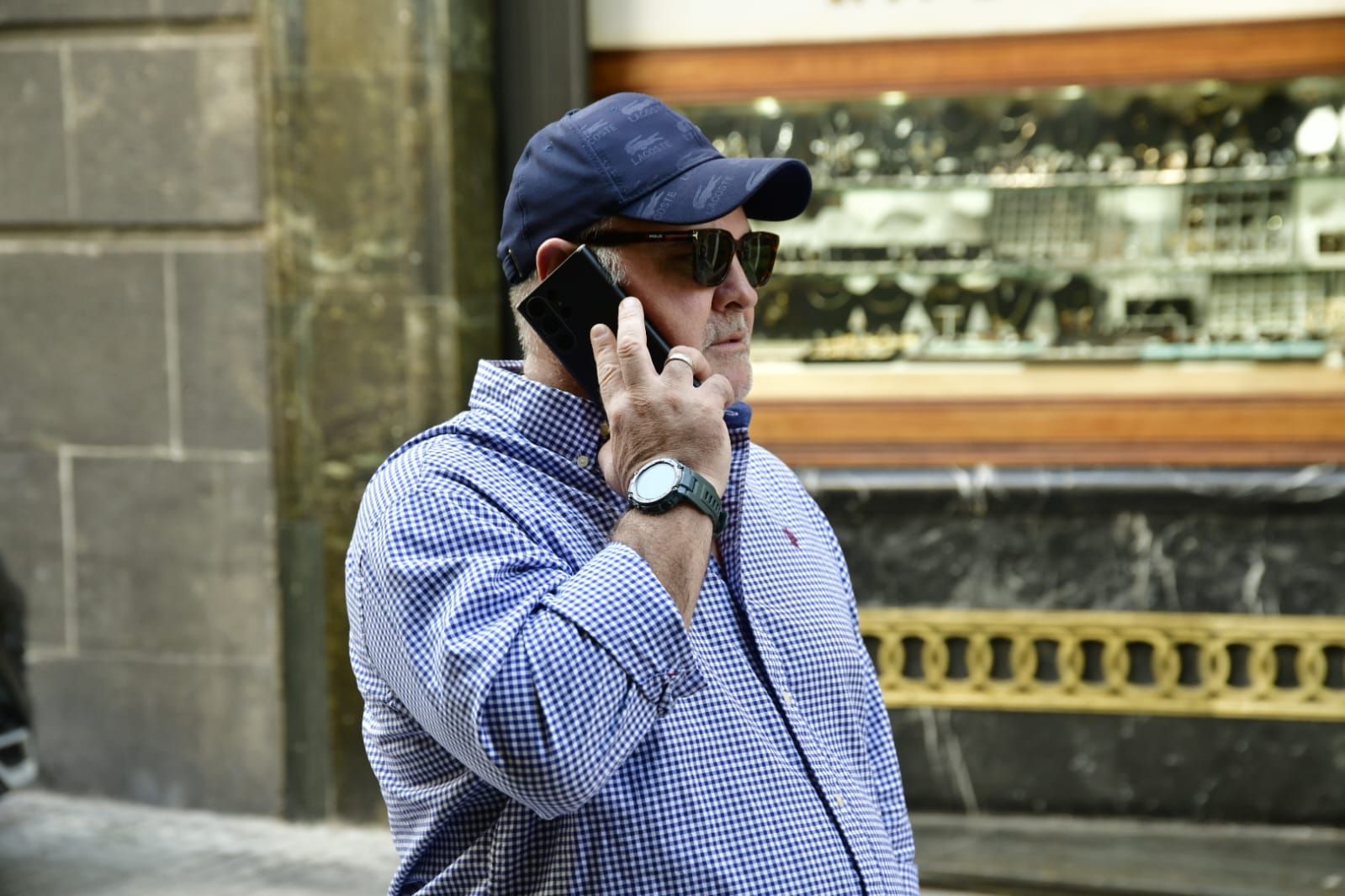 El mediador, de la mano de Vox en la investigación del caso Mascarillas