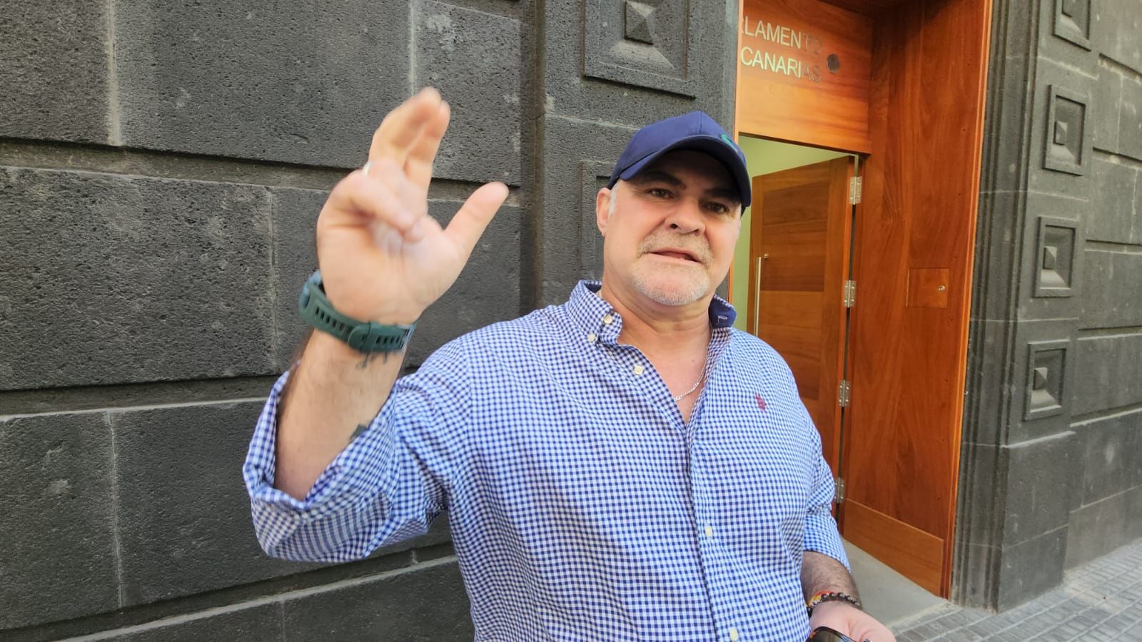 El mediador, de la mano de Vox en la investigación del caso Mascarillas
