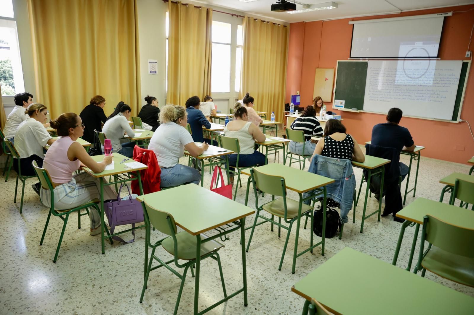 Arrancan las oposiciones de Educación