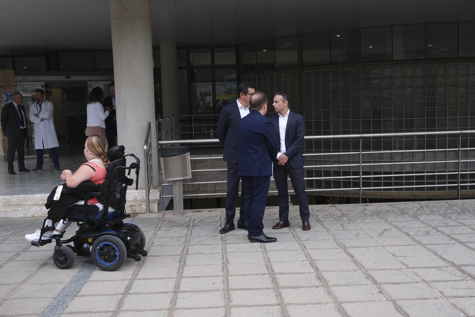 Las imágenes del 25 aniversario del Hospital Doctor Negrín