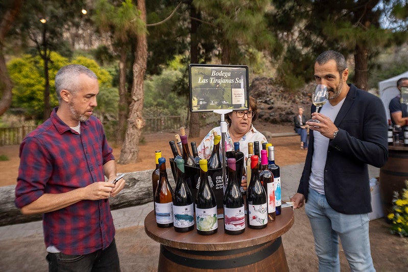 Gran Canaria descorcha su primera botella de vino de la añada de 2023