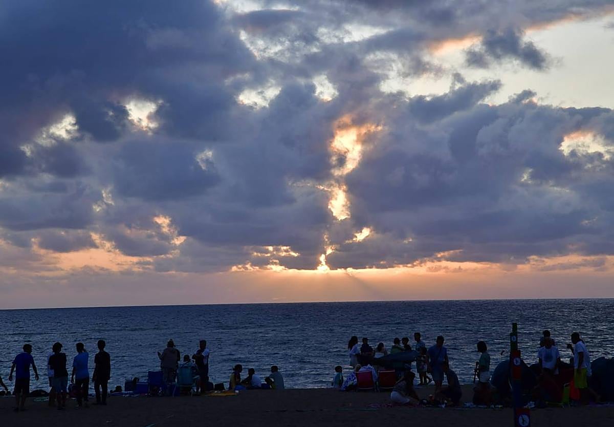 Las nubes se harán de notar este sábado en Canarias.