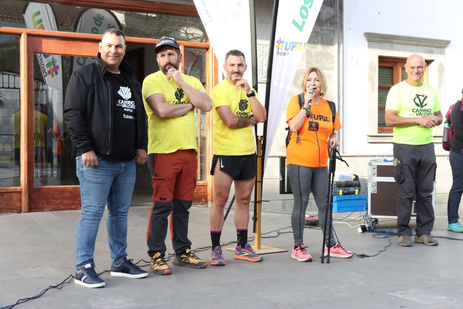 Un centenar de jóvenes caminan por la discapacidad en la octava edición del Camino de Los Valores