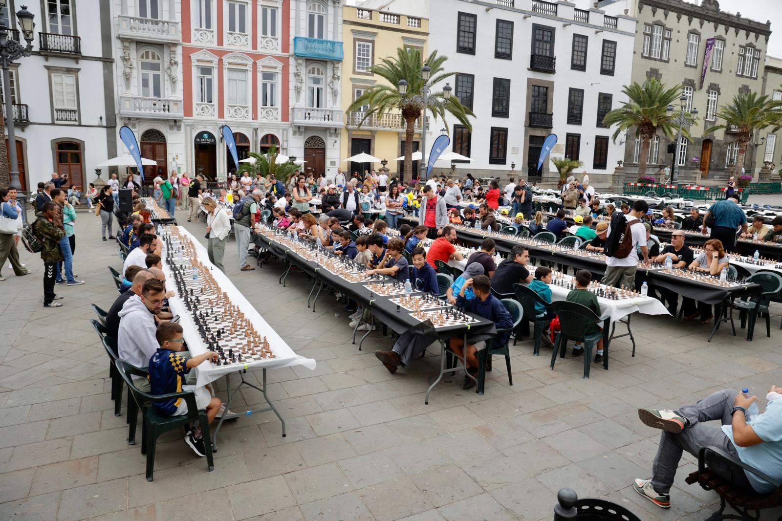 La ciudad recupera la simultánea de ajedrez