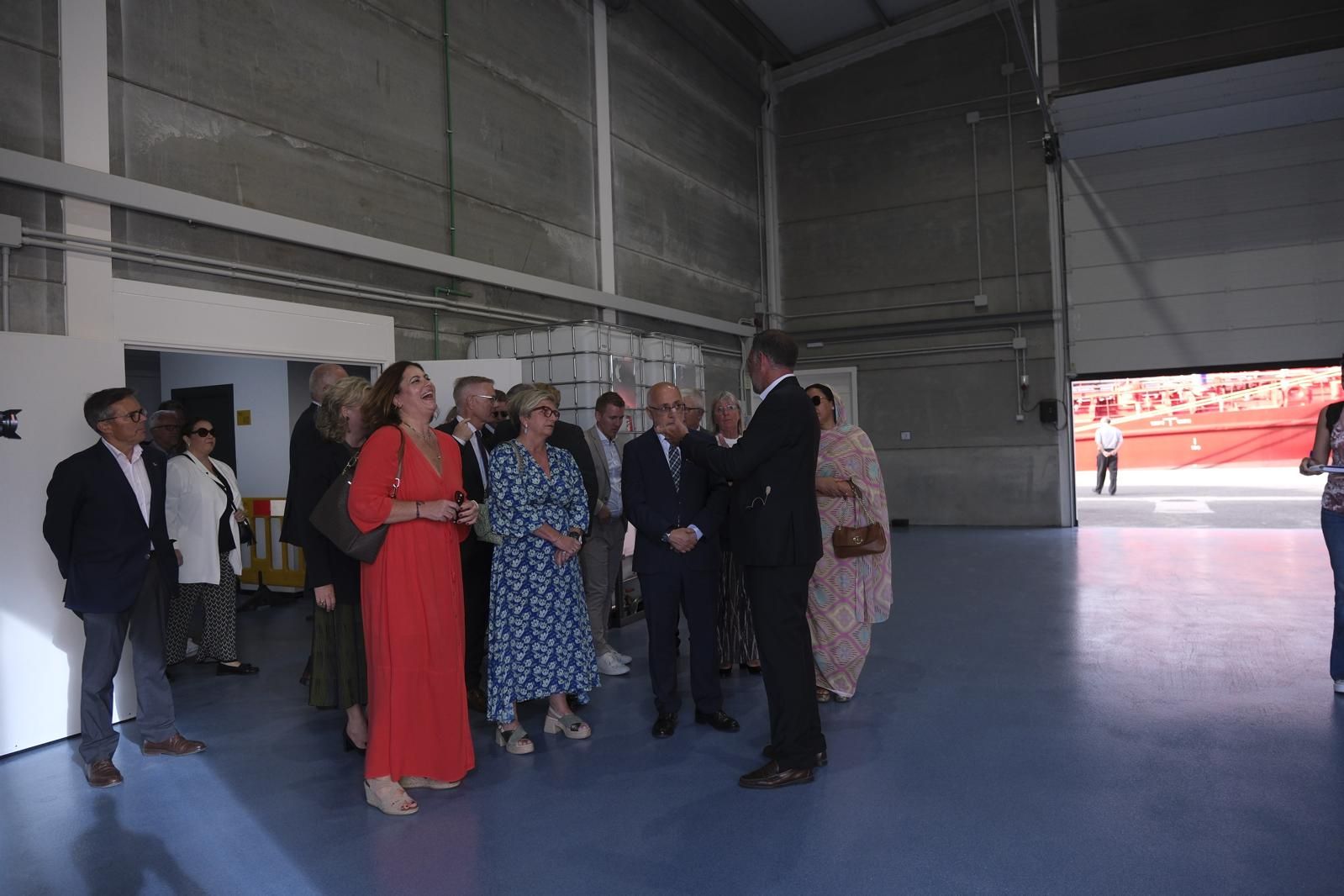 La Luz estrena la primera planta de España para tratar el aceite de pescado