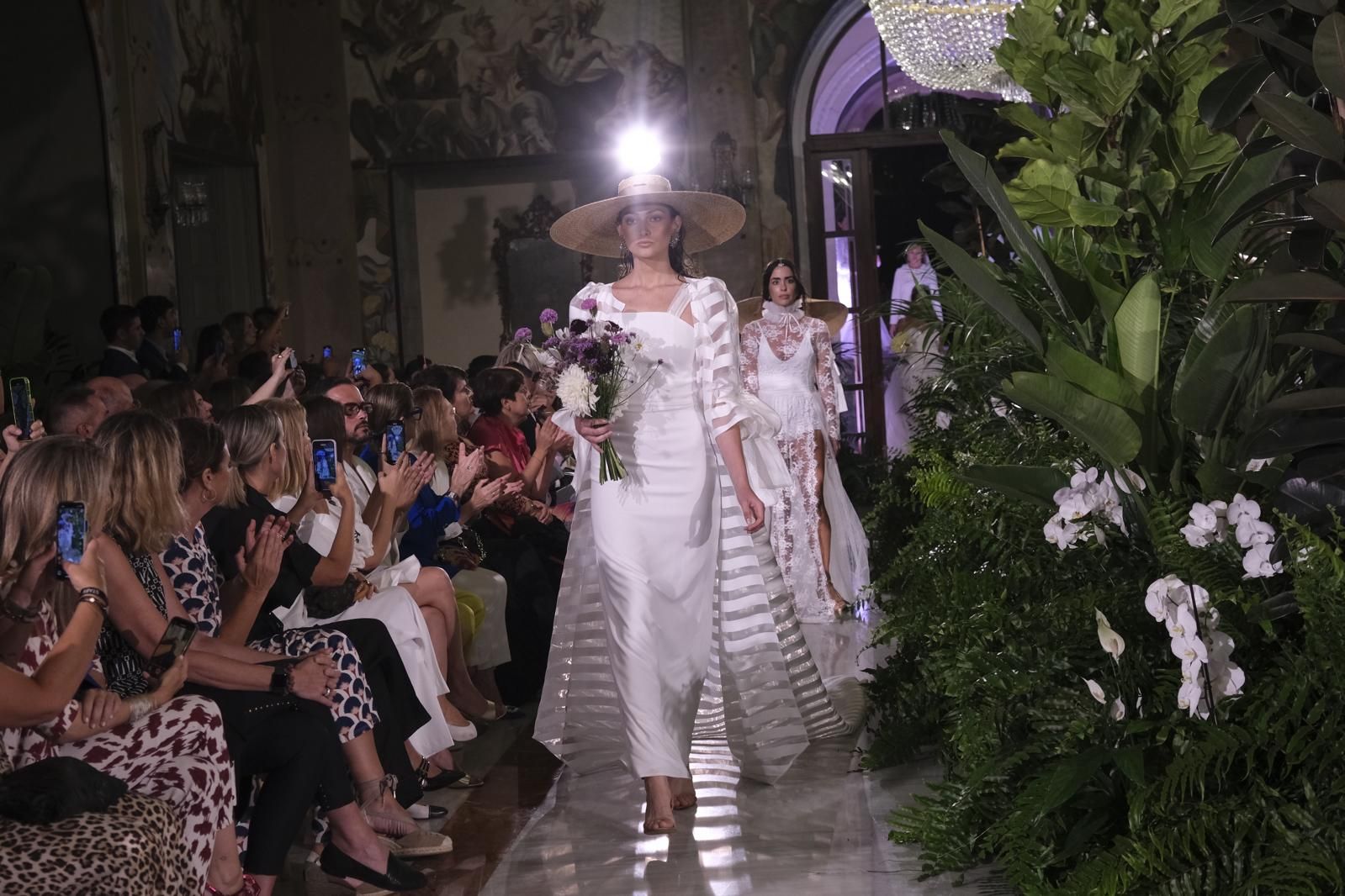La segunda jornada de la pasarela &#039;Colección Bridal, Gran Canaria Moda Cálida&#039;, en imágenes