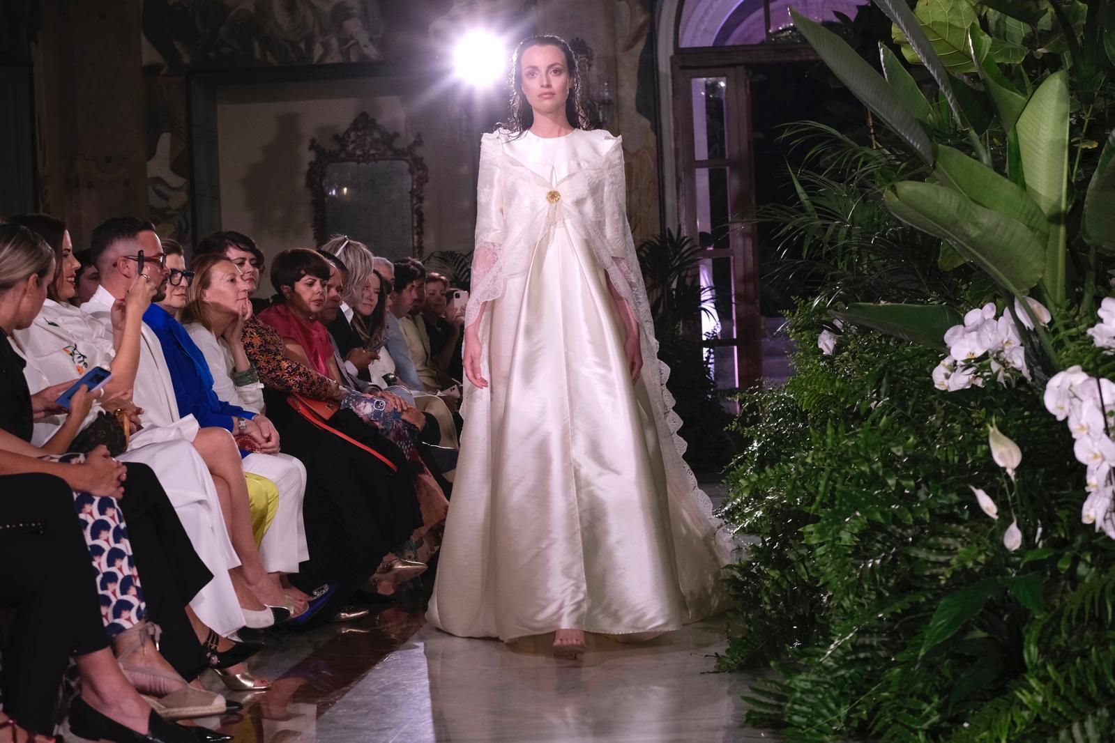 La segunda jornada de la pasarela &#039;Colección Bridal, Gran Canaria Moda Cálida&#039;, en imágenes