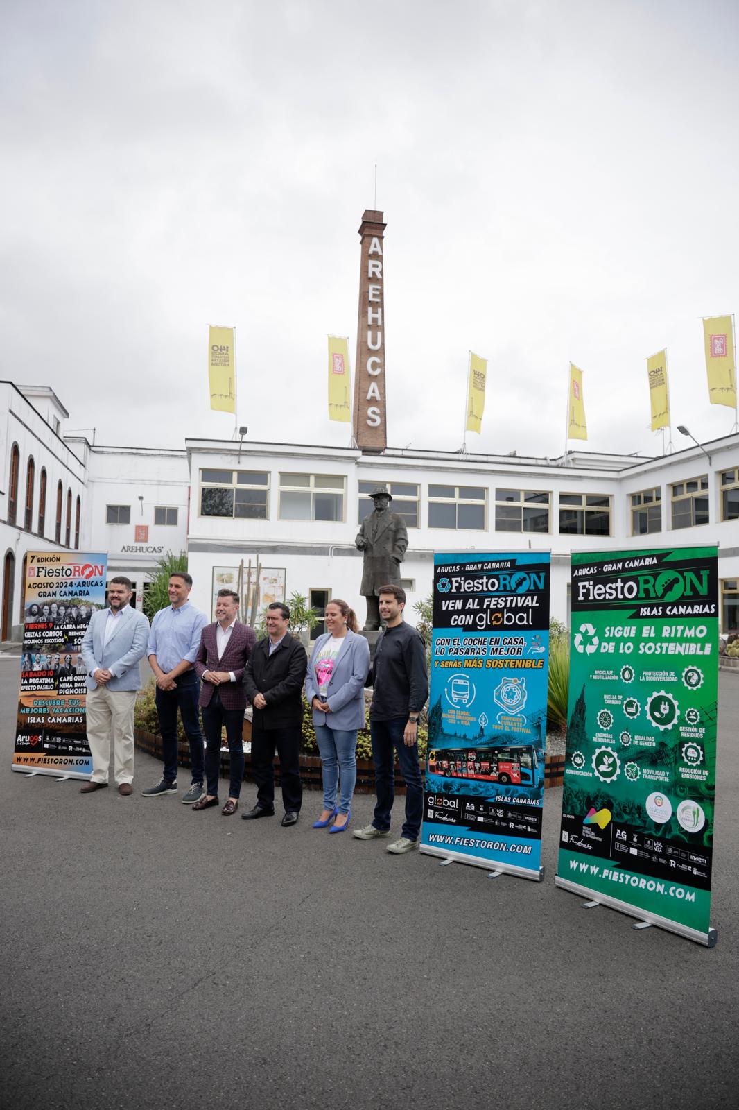 La presentación del cartel del FiestoRon, en imágenes