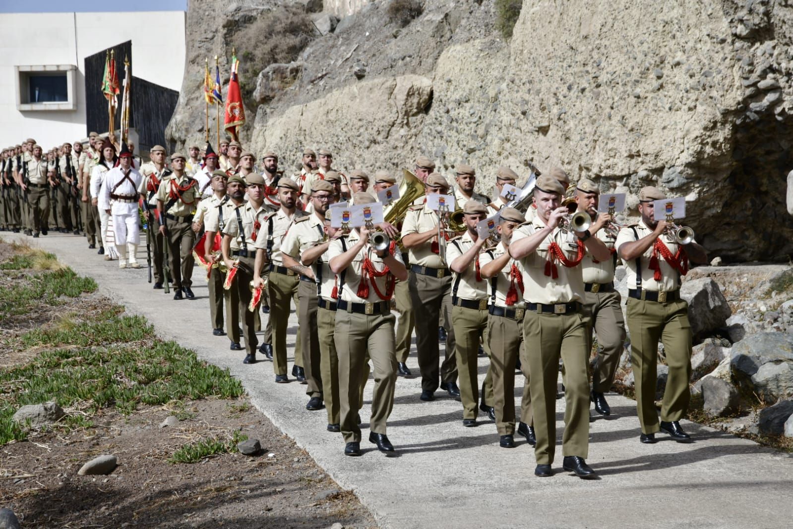 Tributo a los héroes de la Batalla del Batán en su 425 aniversario, en imágenes