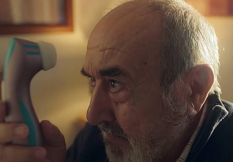 Críticas a Nocilla por incluir un 'satisfyer' en su nueva campaña: «Hay un plan para degenerar la sociedad»