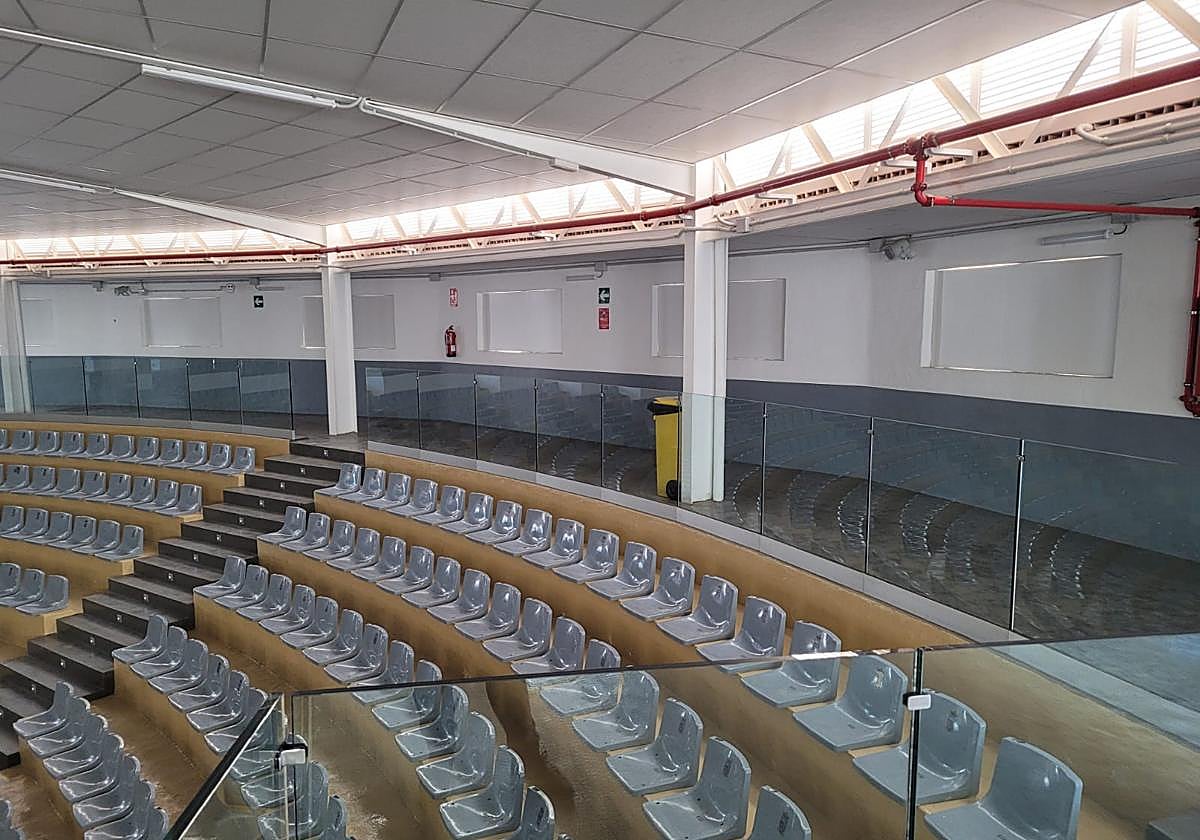 Gradas del terrero de lucha.