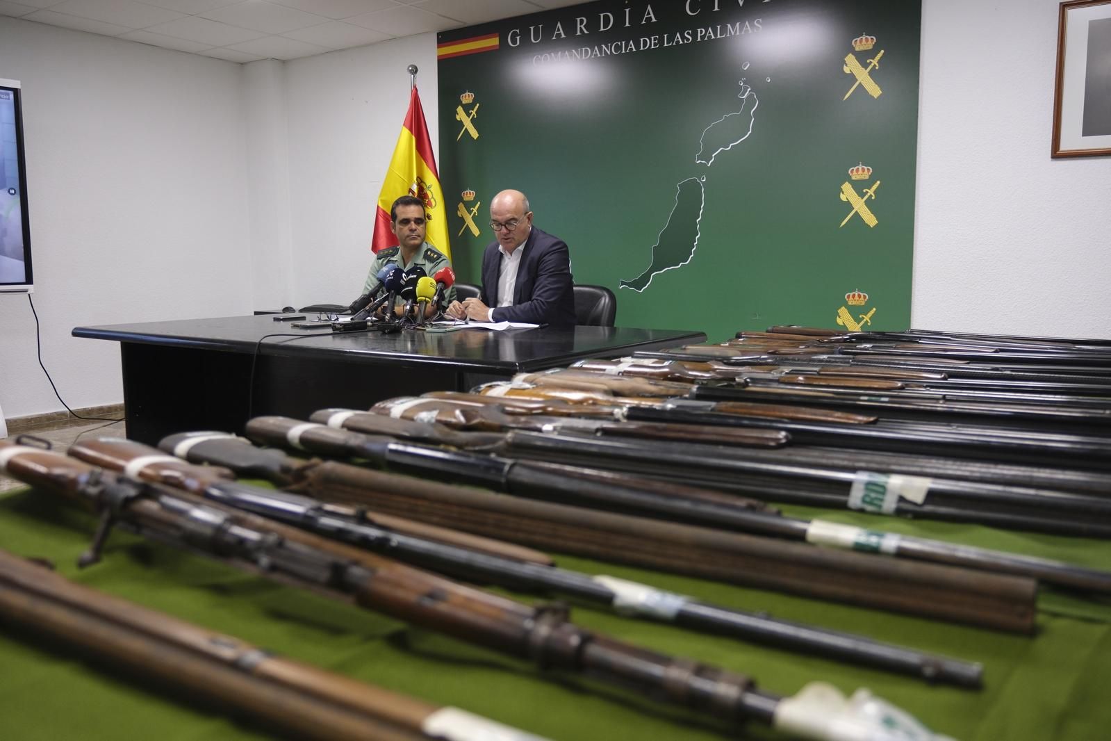 Imágenes del mayor taller ilegal de armas de fuego en Las Palmas