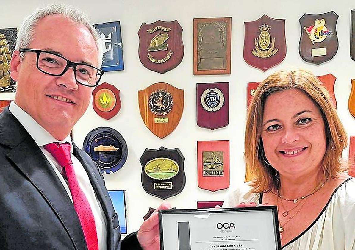 Javier Climent, con Beatriz Calzada