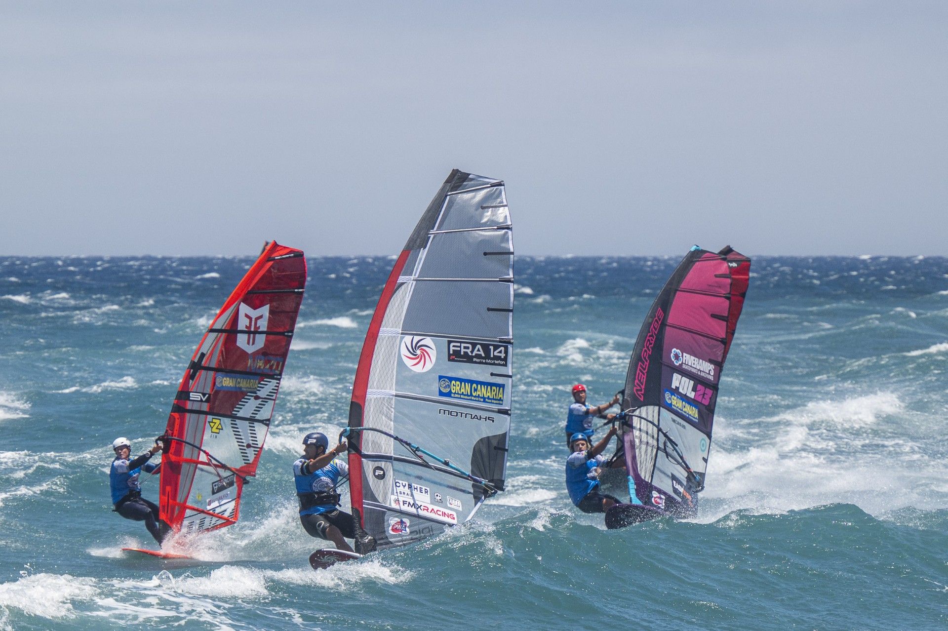 Pozo Izquierdo decide este domingo el primer título de Slalom X en la Copa del Mundo de Windsurf