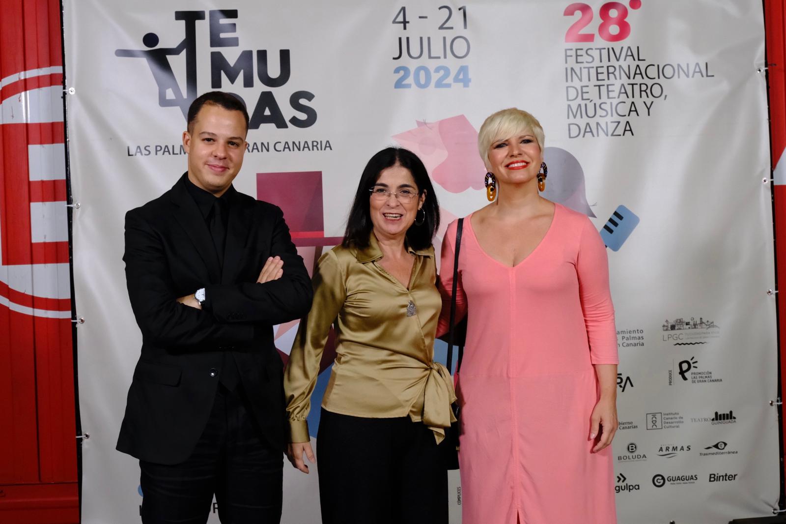Música y danza a la luz de la noche y el mar