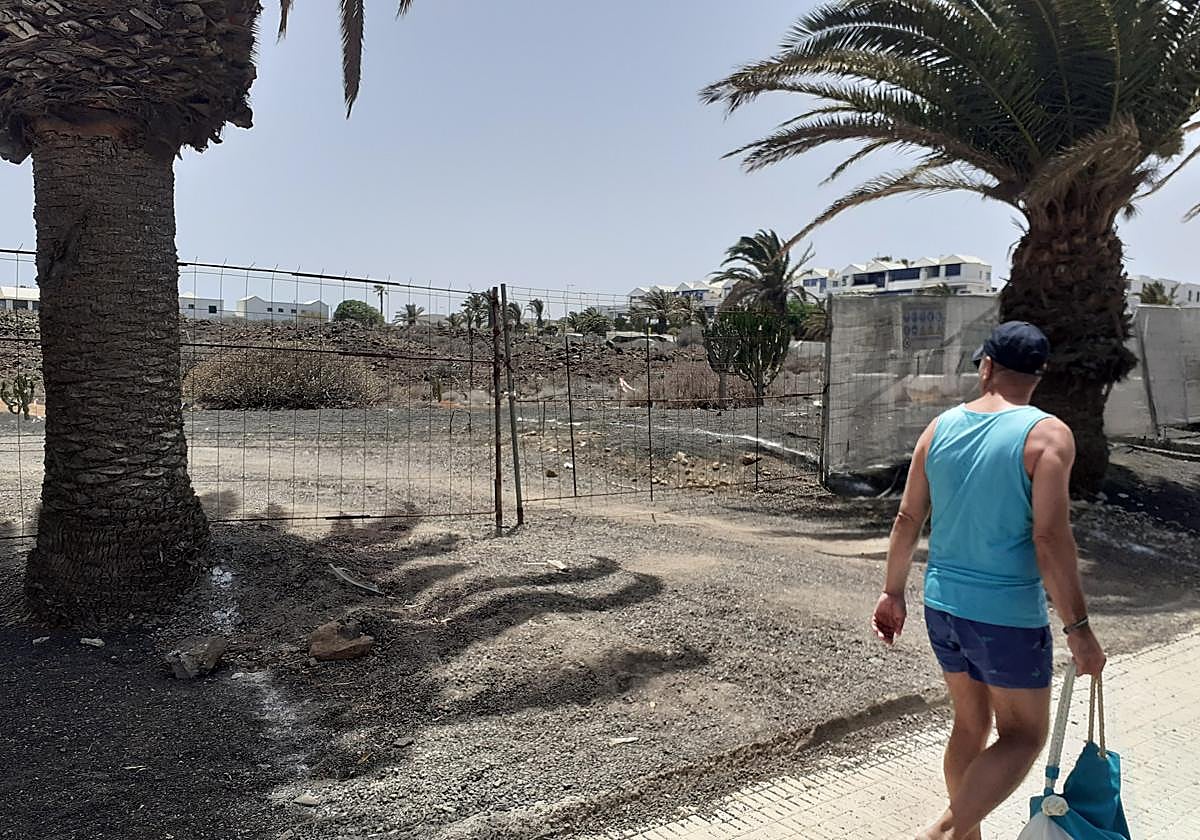 Parcela donde se efectúan las obras.