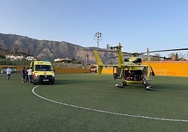 Un helicóptero del SUC trasladó al motorista de la GC-65 al Hospital Universitario Insular de Gran Canaria..