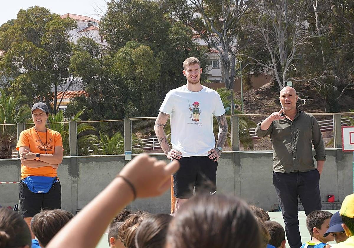 Olek Balcerowski visita el Campus del CB Gran Canaria
