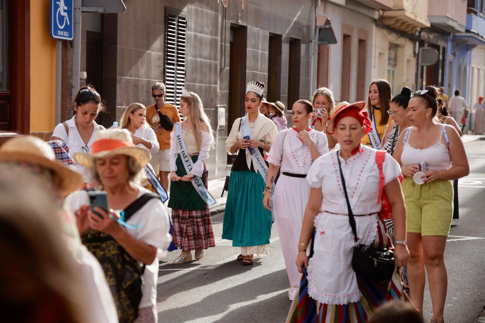 La romería ofrenda del Carmen, en imágenes