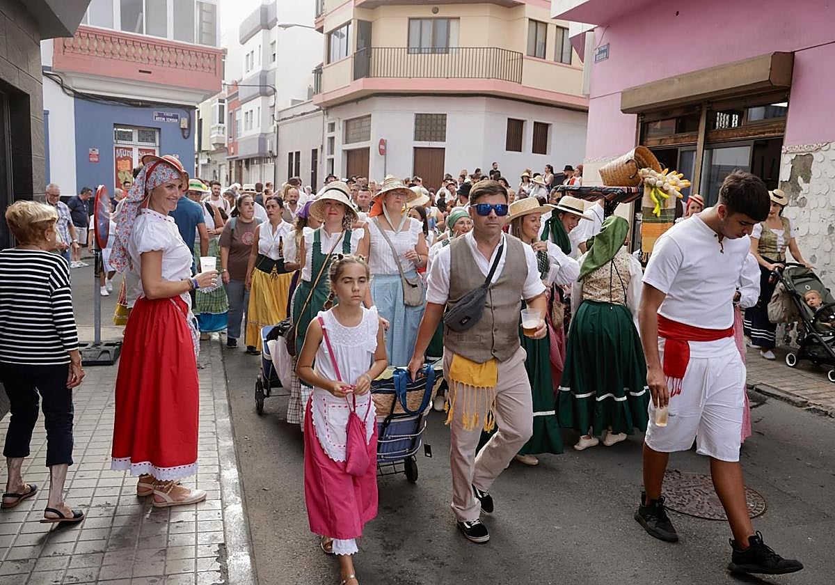 La romería ofrenda del Carmen, en imágenes