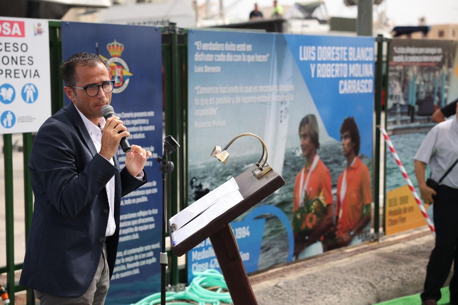 Las imágenes de la inauguración de los murales olímpicos en el Real Club Náutico