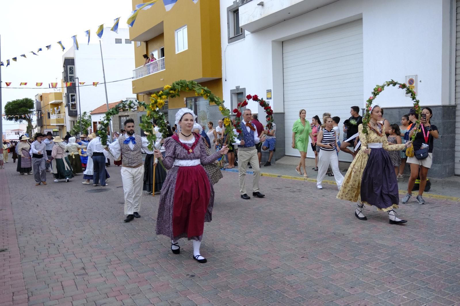 El recorrido del festival de folclore, en imágenes